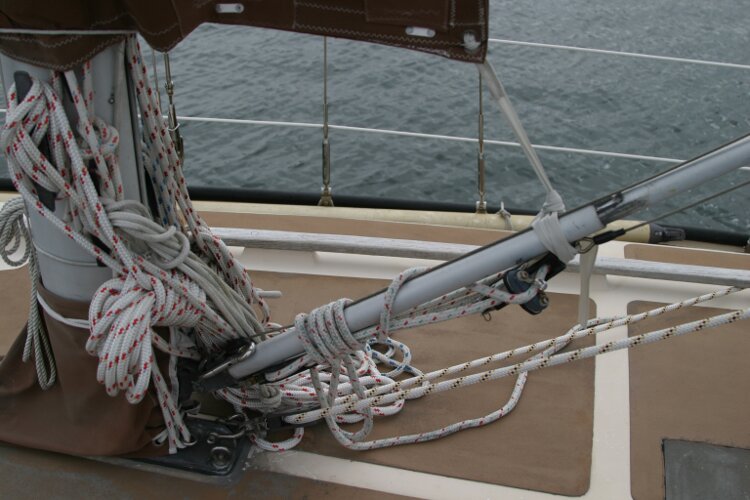 Bruce Roberts 34 Sailing Yachtfor sale Boom Vang - 
