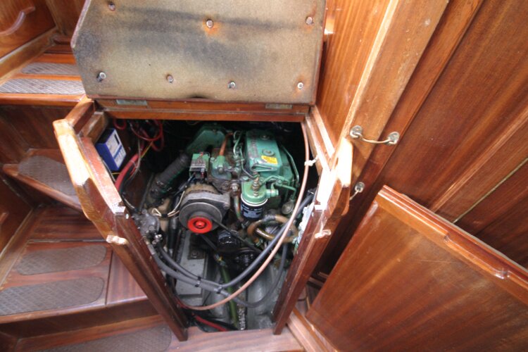Bruce Roberts 34 Sailing Yachtfor sale Engine Under Companionway Steps - 