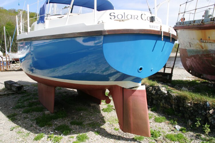 Colvic 26for sale Seen from the port quarter - Note the condition of the hull