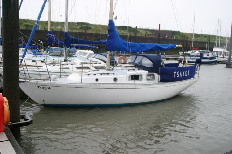 Morgan Giles for sale Seen from her port bow - She is in excellent condition