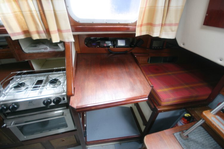 Morgan Giles for sale The chart table - Situated on the starboard side of the saloon