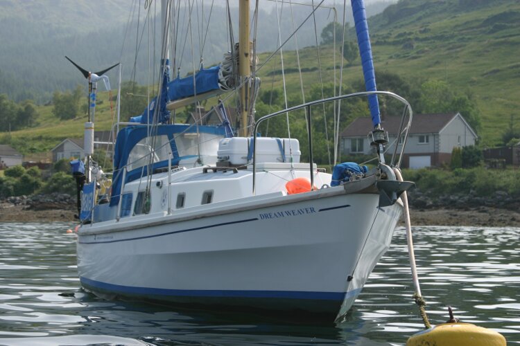 Westerly Renownfor sale Starboard Bow - 