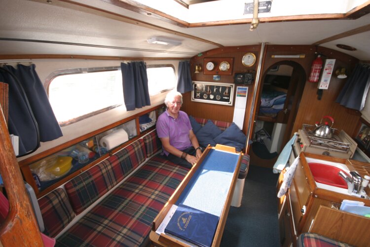 Westerly Renownfor sale Saloon from companionway steps - 