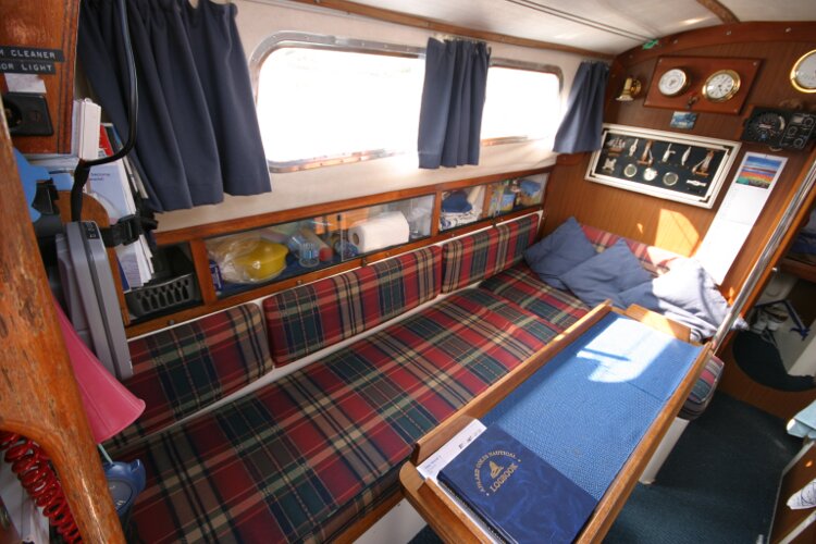 Westerly Renownfor sale Sallon from companionway, port - 