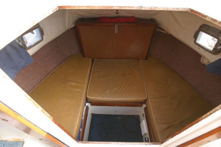 Westerly Renownfor sale Entrance to the Aft Cabin - 