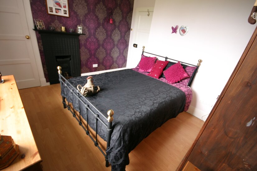 Western Isles Property -  House on the Isle of Lewisfor sale Second Bedroom - Looking over bed towards door