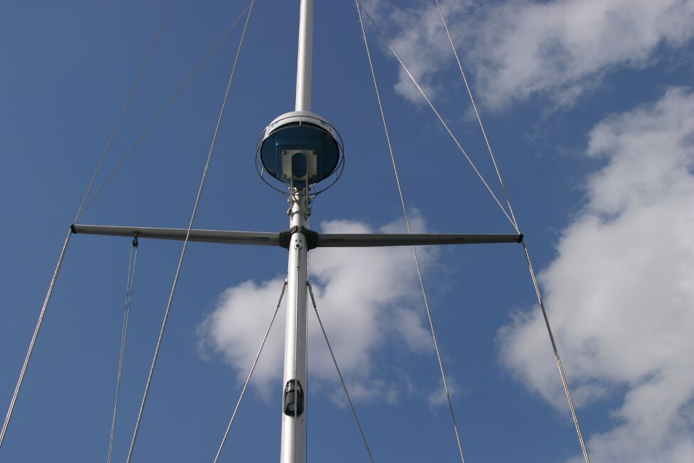 Westerly Riviera 35 MkIIfor sale Mast - showing rigging, spreaders and radome.