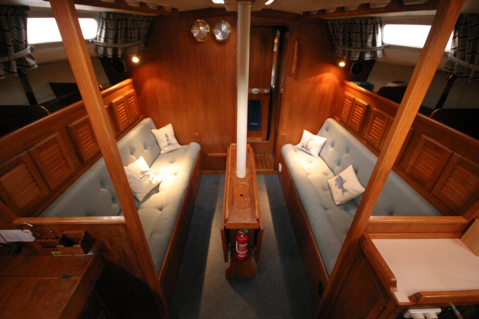 Westerly Corsair Mk 1for sale Saloon - View from companionway