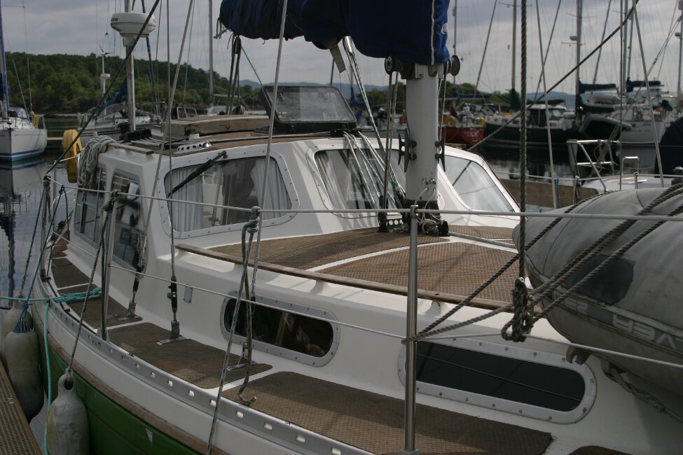 Trident Voyager 35for sale Close up at berth - 