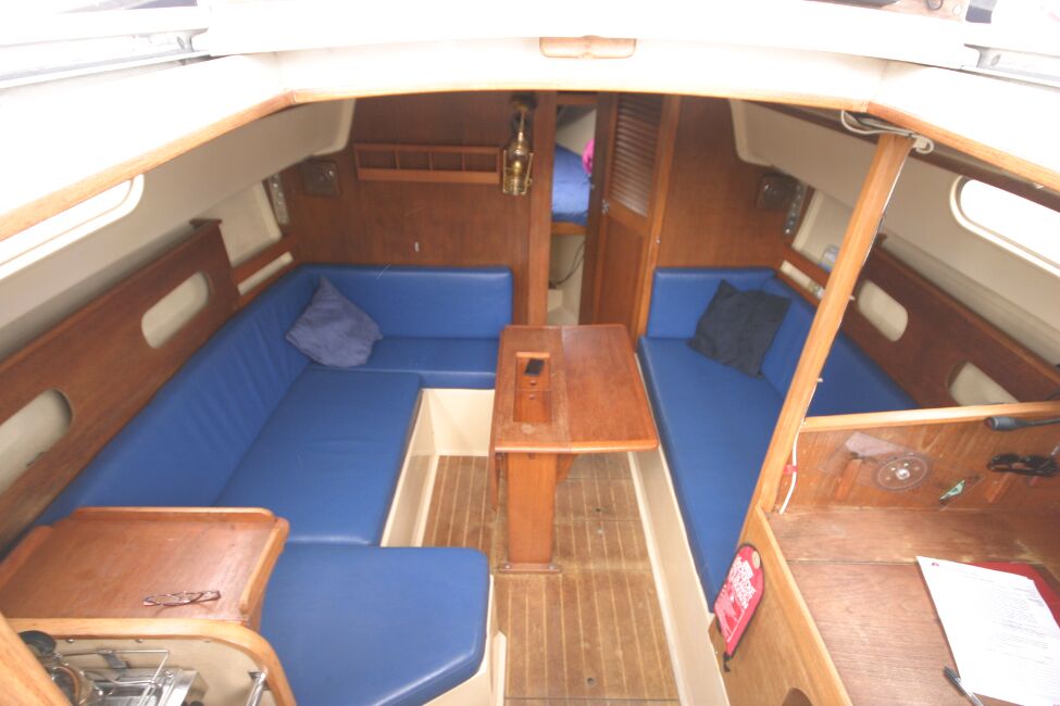 Sadler 29for sale Looking into the companionway entrance - 