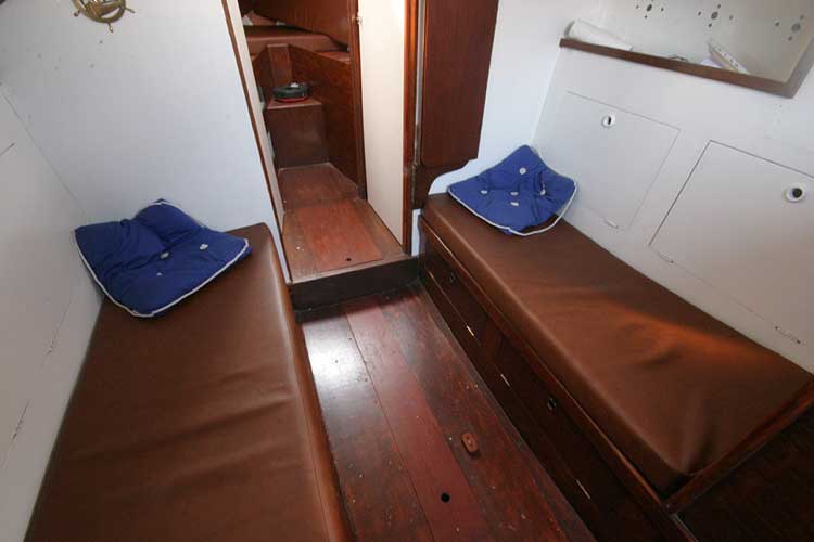 Twister 28for sale Saloon seating - 
