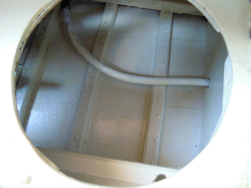 Wooden Classic 29 foot Bermudan Sloopfor sale Ribs beneath bin locker in galley. - clean and dry.
Owner's photo.