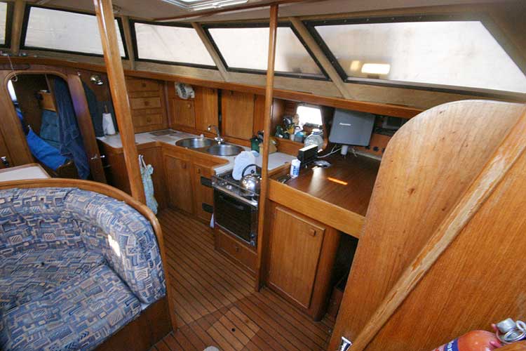 Jeanneau Trinidad 48 Ketchfor sale View to starboard through the companionway - 