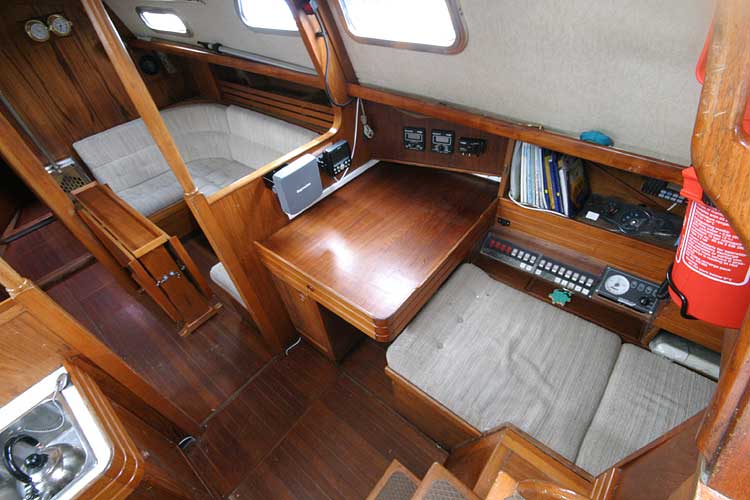 Vancouver 32for sale View to starboard through the companionway - 