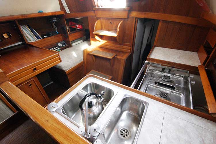 Vancouver 32for sale Galley and Nav station from the Saloon - 
