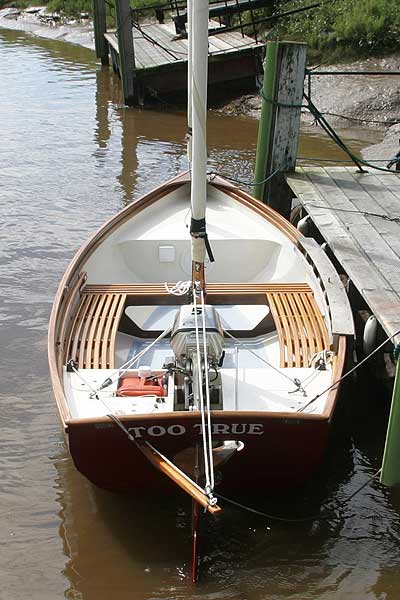 Swampscot Dory not Drascombefor sale Seen from astern - 