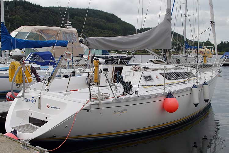Jeanneau Sun 31 - NOT FOR SALE, details for information only